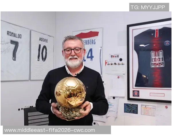 法国队足球服设计理念与历史演变探讨及其在国际赛场上的影响力分析 法国队足球服设计理念与历史演变探讨及其在国际赛场上的影响力分析